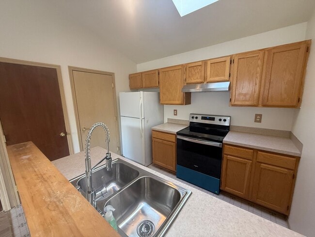 Photo - Burlington Two Bedroom House