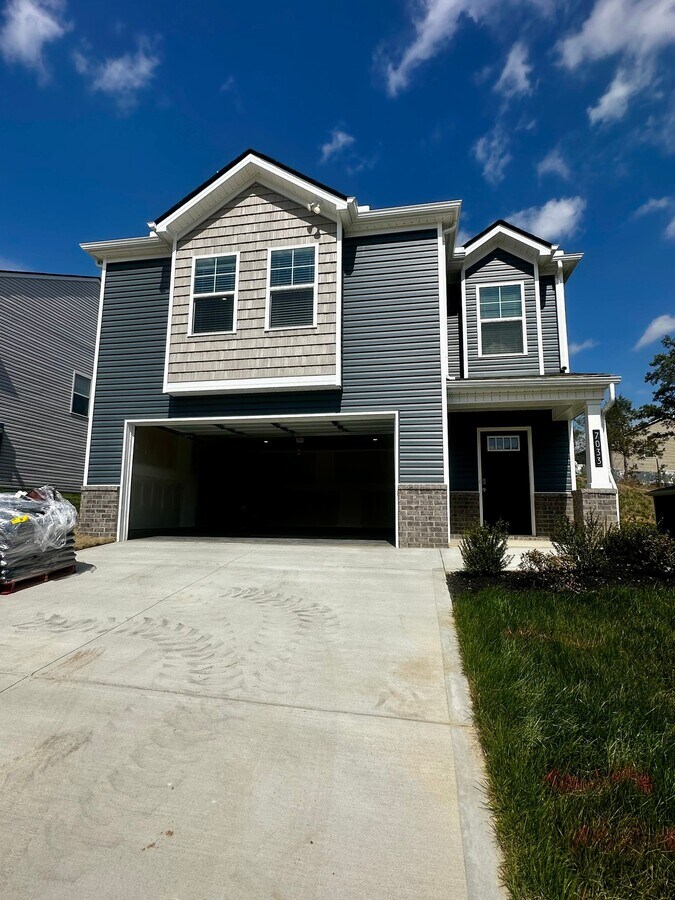 Photo - 7033 Randleman Dr