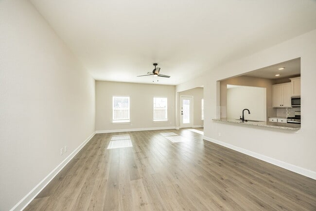 Photo - 1213 Bullock Dr