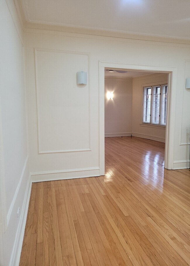 Photo - 2336 E 68th St Unit 2