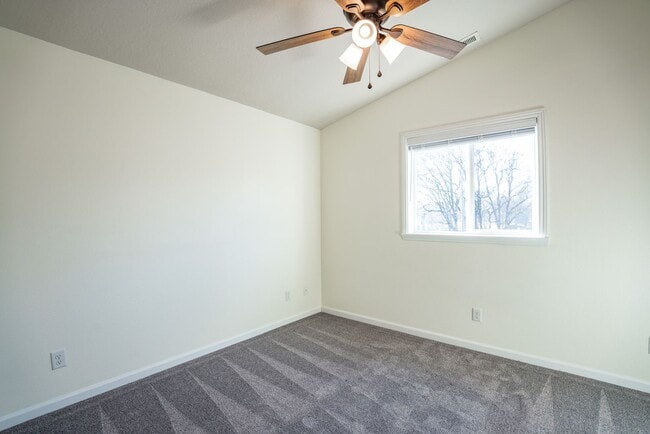 Photo - ** MOVE IN SPECIAL** 4 Bedroom House in Jefferson!