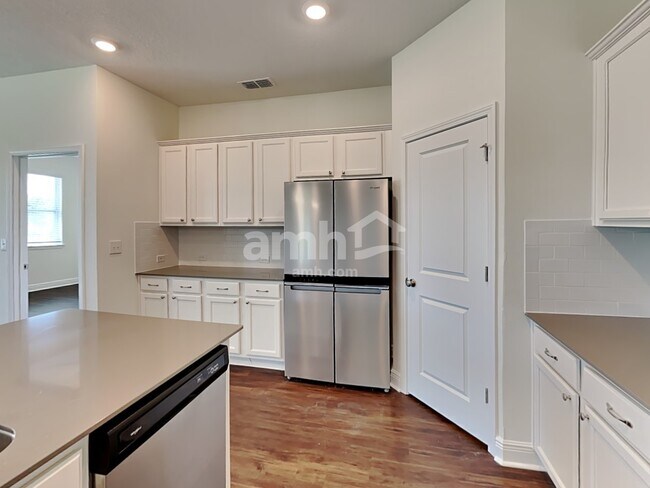 Photo - 20506 Calla Lily Dr