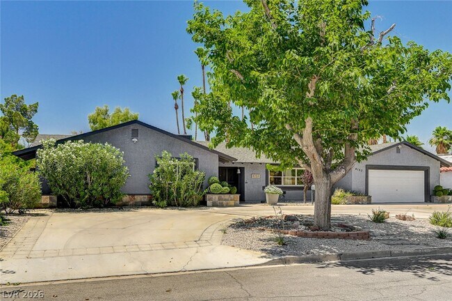 Photo - 4153 Woodcrest Rd