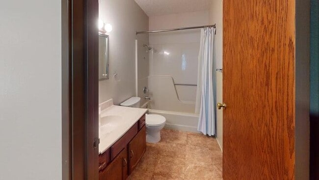 2920 Ontario Ln Unit 11