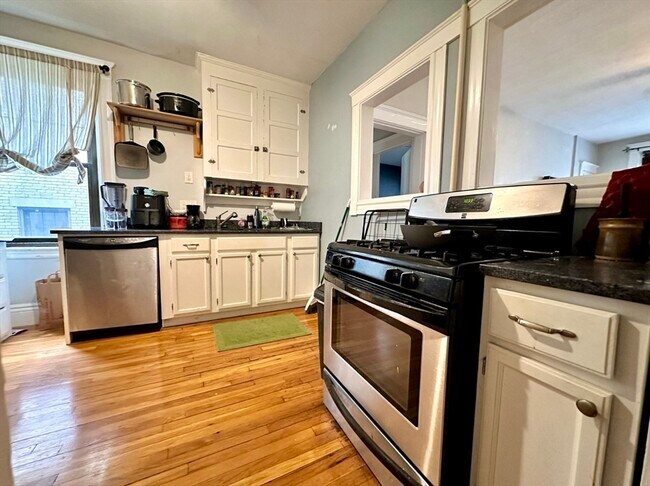 1758 Commonwealth Ave Unidad 7