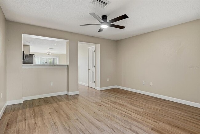 Photo - 8113 Silent Creek Dr