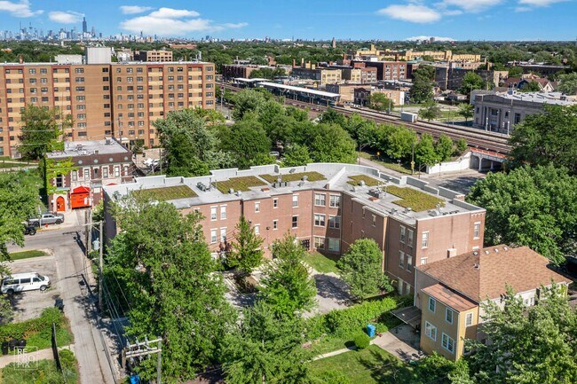 Photo - 5706 W Lake St 420-438 N Waller Ave Chicago, IL 60644