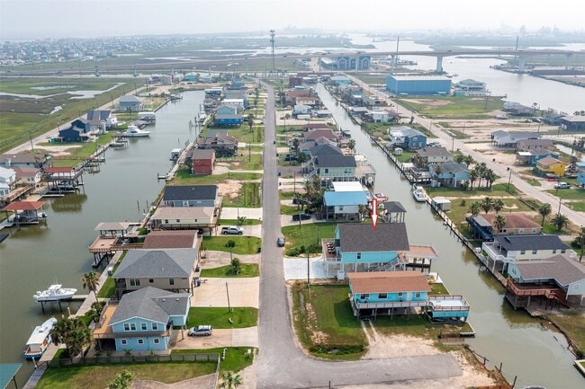 Building Photo - 413 Pompano Ln