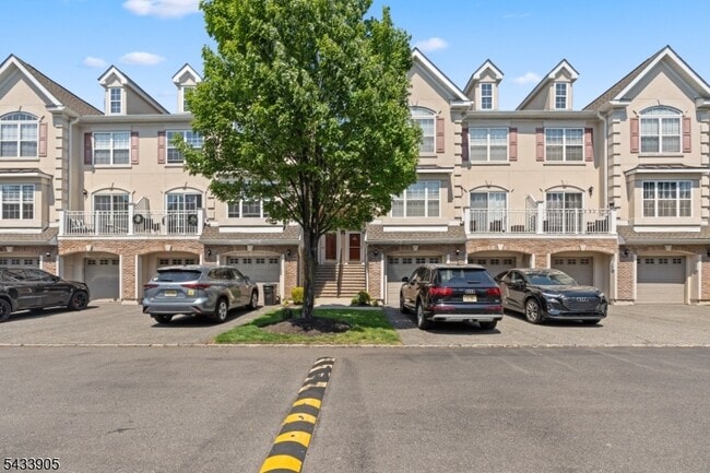 Building Photo - 162 Blue Heron Dr
