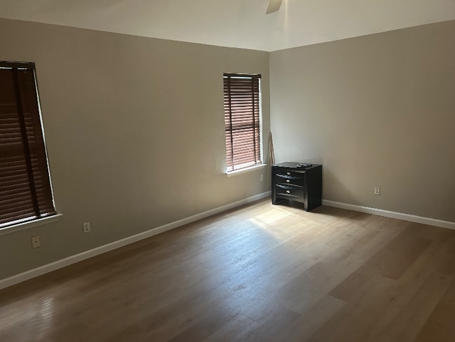 Photo - 1225 Darless Dr Casa