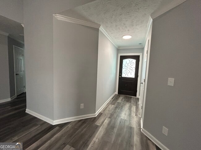 Photo - 1259 Millstream Trail NW