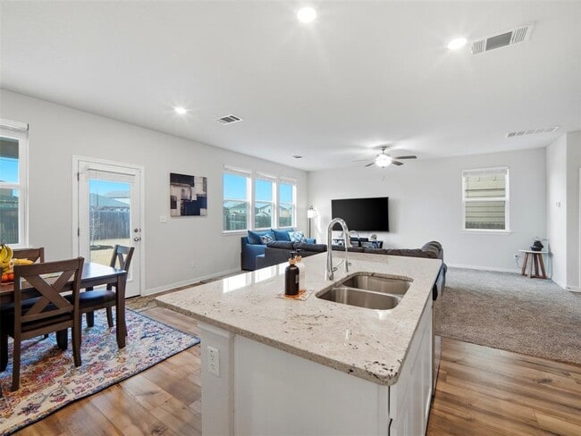 Photo - 135 Mason Hl Ln