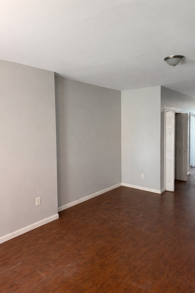 Photo - 2132 N 32nd St