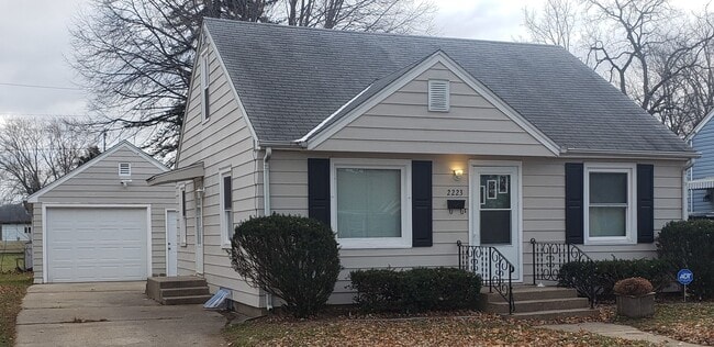 Photo - 2223 Carney Ave House