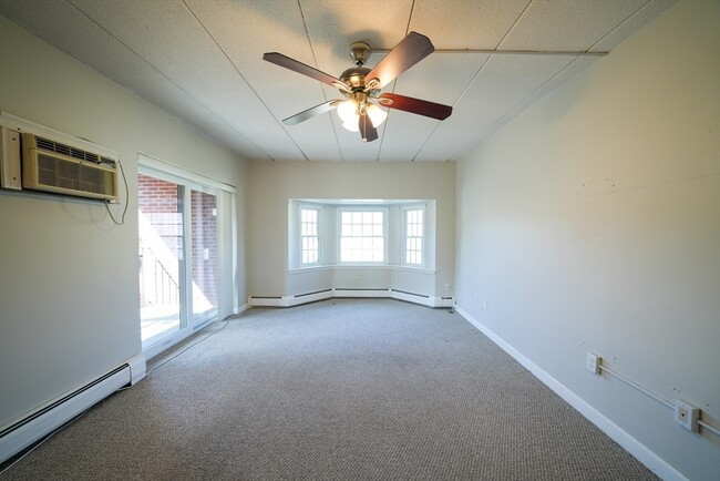 Photo - 16 Winter St Unidad 41A