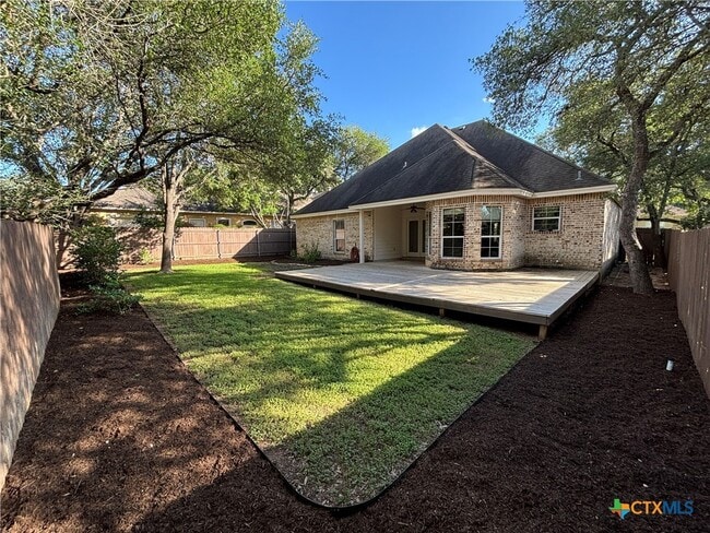 2610 Fairwood Dr