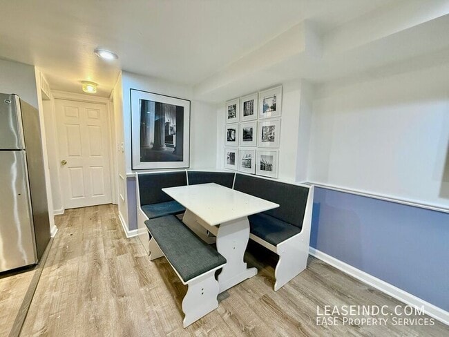 Photo - 127 Adams St NW Unit #B