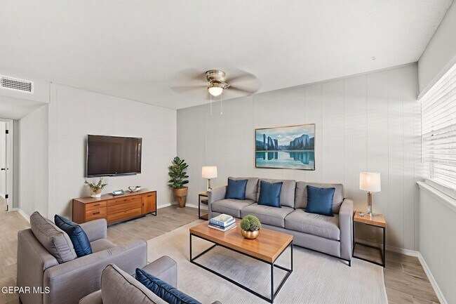 Photo - 6400 Edgemere Blvd