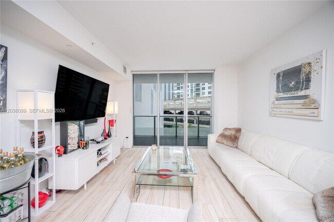 Photo - 1300 Brickell Bay Dr Unit 710