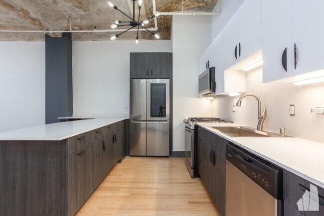 Photo - 633 S Plymouth Ct Unit 404