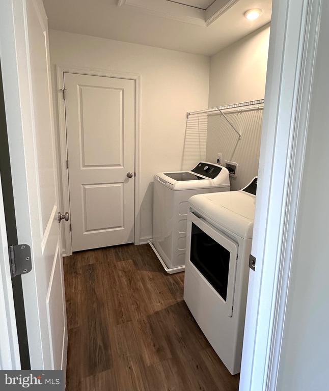 Photo - 151 Capulet Ct