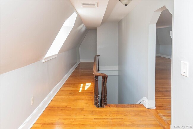 266 Grand St Unit 3