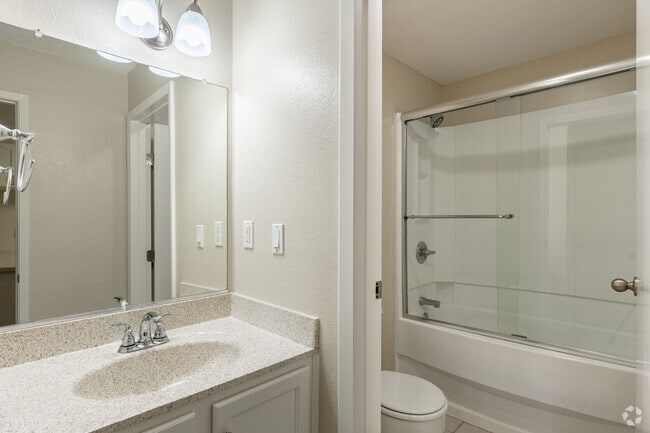 1BR, 1BA - Bathroom