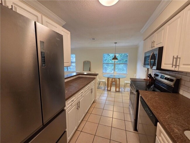 Photo - 800 Mallery St Unit B 10