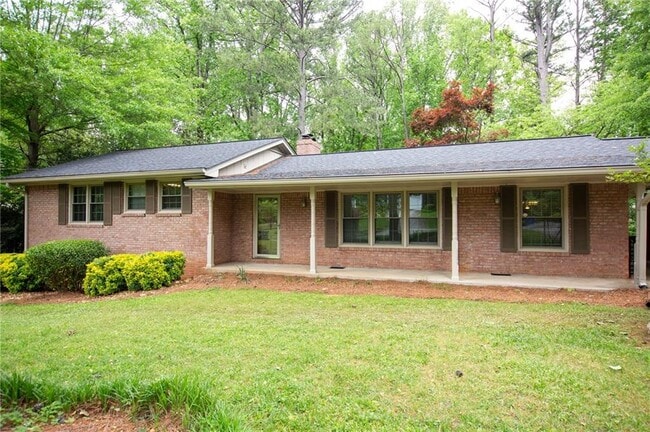 Photo - 2852 Talisman Ct NE