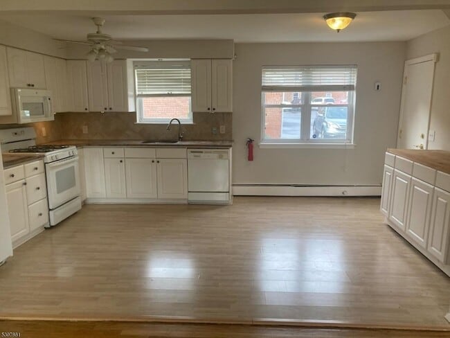 Photo - 1165A Valley Rd