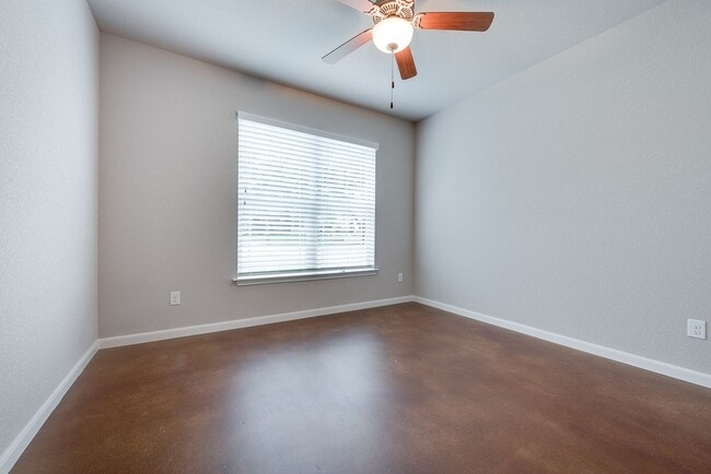 Photo - * MOVE IN SUMMER 7/29/2026 * $5000/$1000 p...