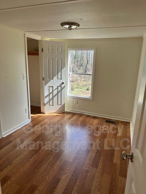581 Ila Rd