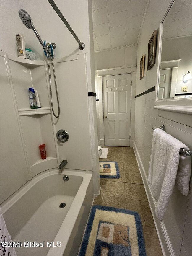 Photo - 240-242-242 Vrooman Ave Unit 2nd Floor