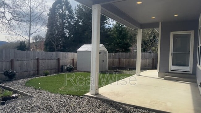 Photo - 2365 NW Glenmar Ave