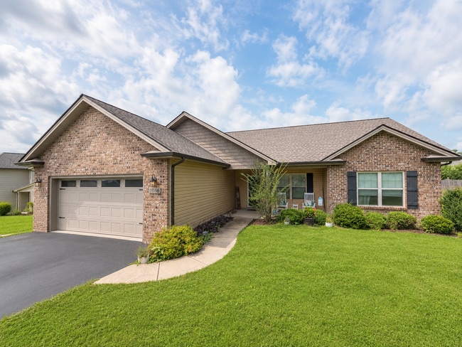 Building Photo - 2086 Meadow Creek Ln