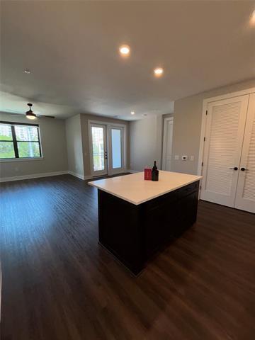 Photo - 3255 Carlisle St Unidad 2418