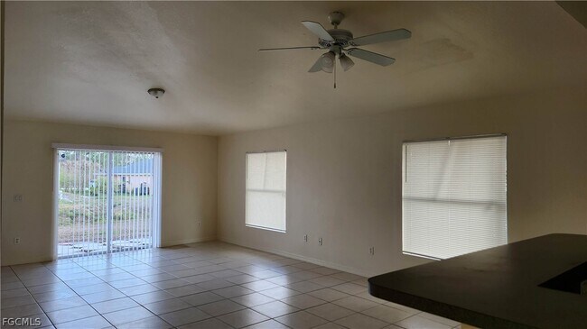 Photo - 2147 Fairway Dr