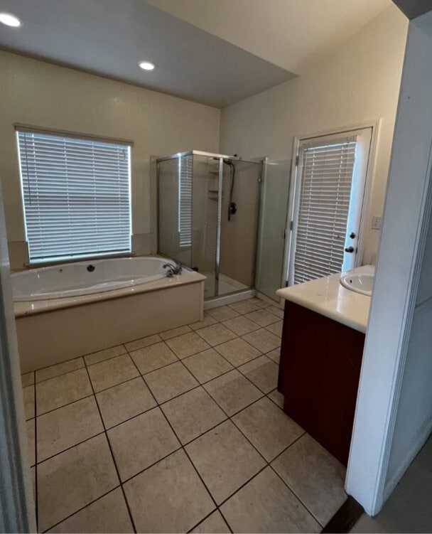 Photo - 2142 N Arbor Ave