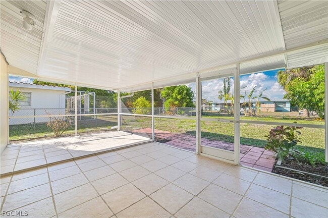 Photo - 711 Monterey Ave