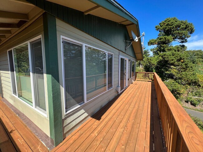 Photo - 3 Bedroom House in Newport!