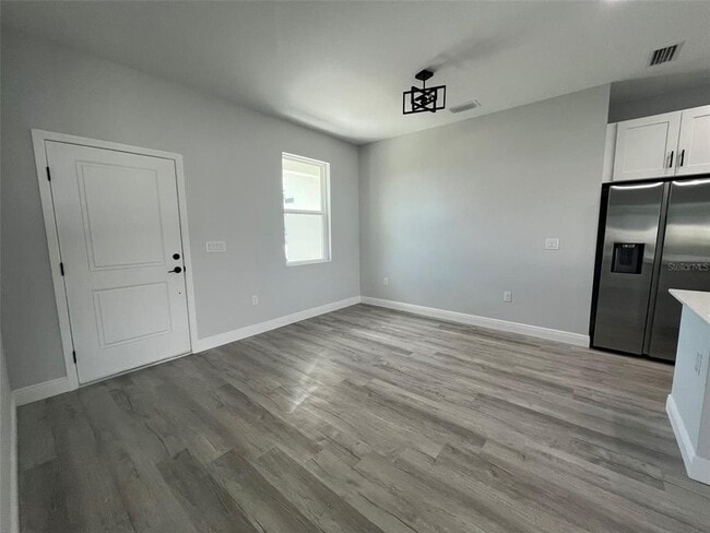 Photo - 5296 Gillot Blvd