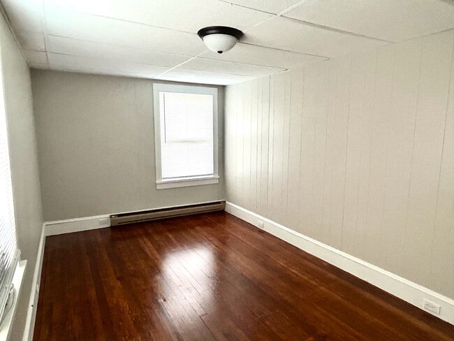 Photo - 445 Bryarly Rd