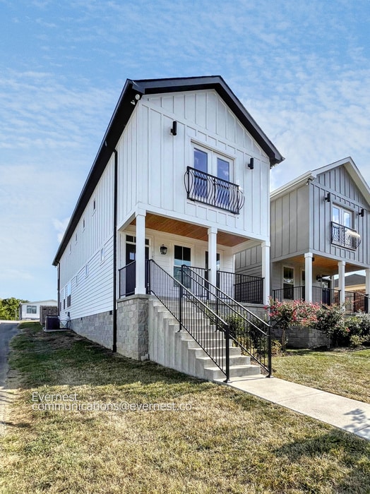 Photo - 1107 Walsh St