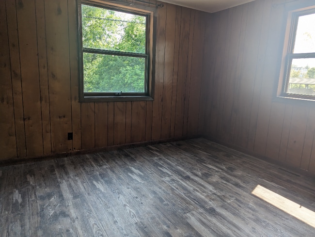 Photo - 310 River Ave E Unit 2