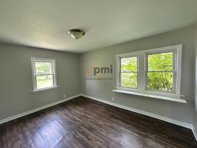 Photo - 5030 W Ridge Rd Unit Apt 2