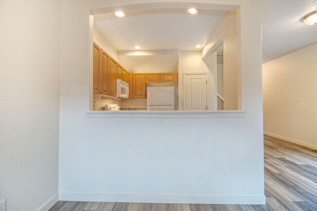 Photo - ga459 Unit 200