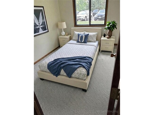 Photo - 102 Madison Ave N Unidad #13