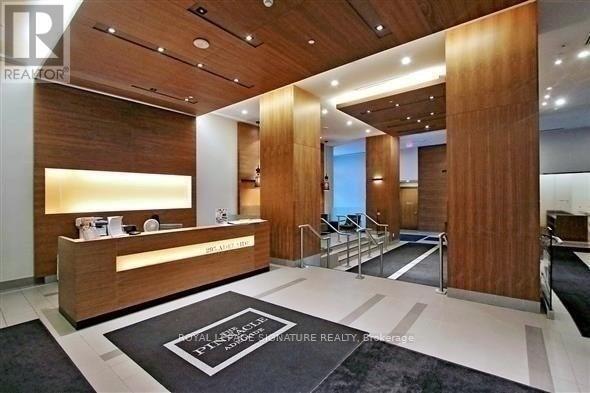 Photo - 295 Adelaide St W Unité 1802