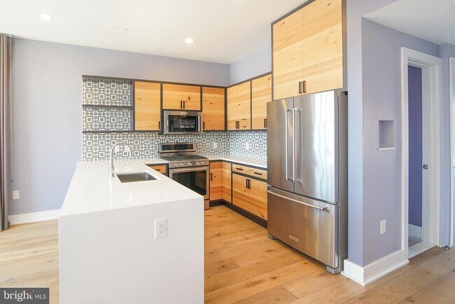 Photo - 1012 Harvard St NW Unidad 8