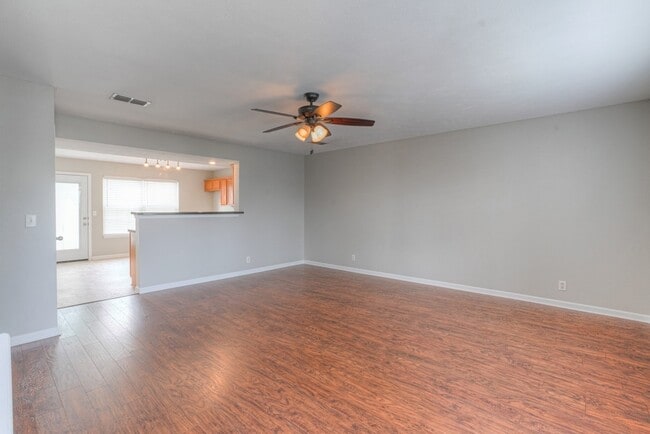 Photo - 151 Casbah Run